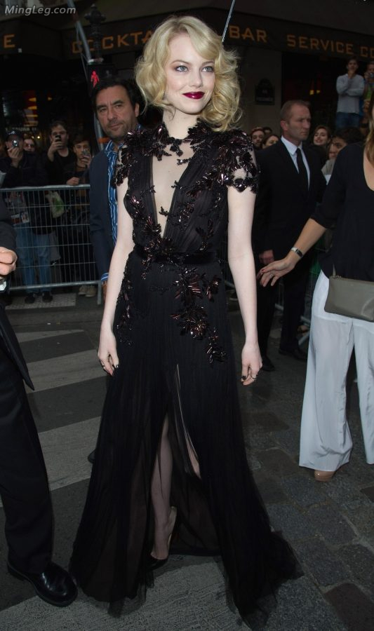 Emma Stone这裙子穿除了黑丝的感觉（第2张/共3张）