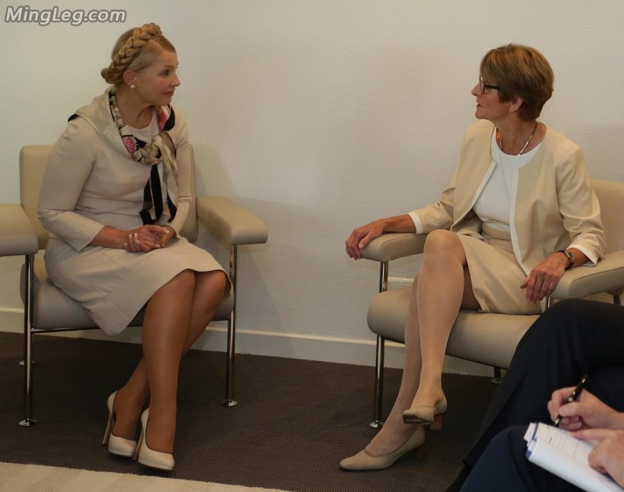 乌克兰女首富Yulia Tymoshenko肉丝袜高跟（第2张/共3张）