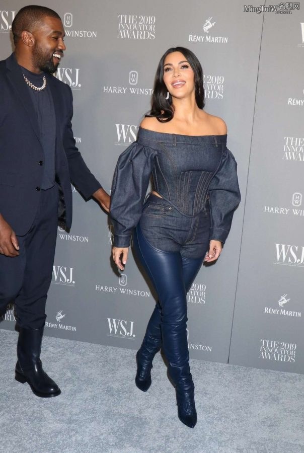 Kim Kardashian篮球般的大臀带给你强烈的视觉冲击（第10张/共16张）