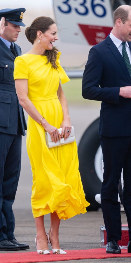 Kate Middleton穿明艳黄裙踩细高跟成熟大气（第3张/共4张）