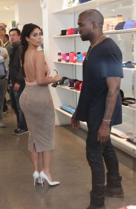 Kim_Kardashian_jiepaijitu (5)