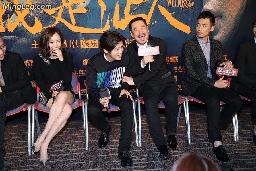 杨幂好细白的小美腿宣传新电影(3/13)