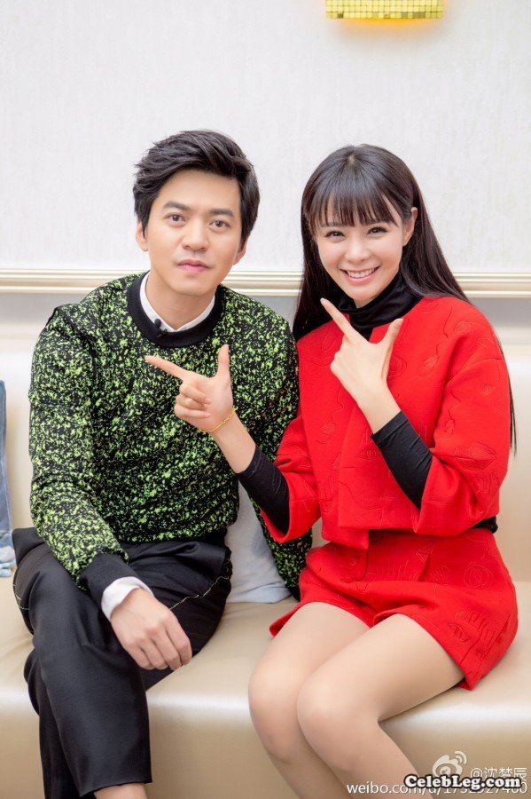 沈梦辰一个靠腿上位的女主播(2/6)