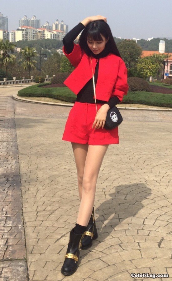 Shen Mengchen is a female anchor who relies on her legs(5/6)