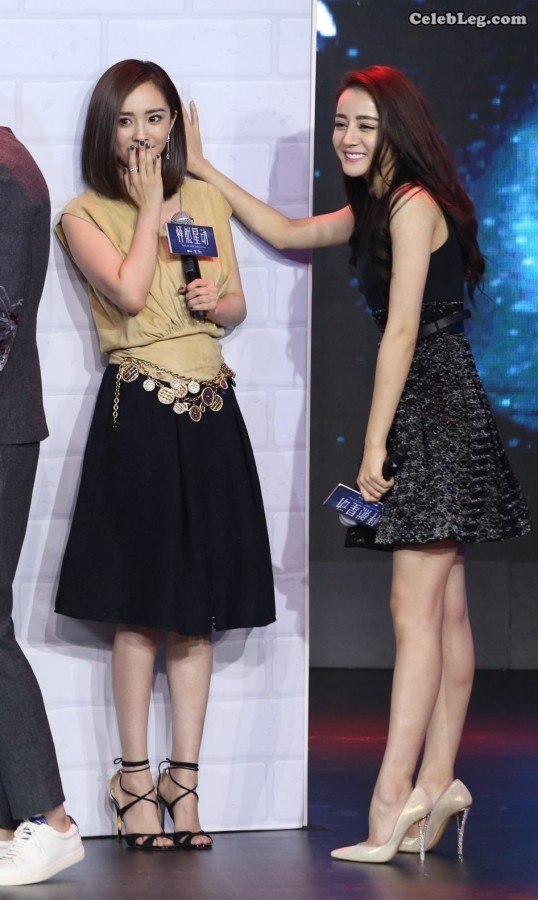 杨幂、迪丽热巴、陈数三位女星的高跟美腿想要哪个(18/44)