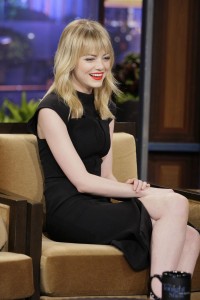 Emma_Stone_beiouchangbaitui (7)