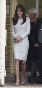 Kate_Middleton_wangfeigaogentui (11)