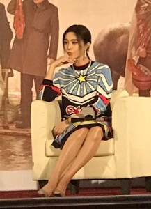 范爷范冰冰尖头高跟美丽玉腿666