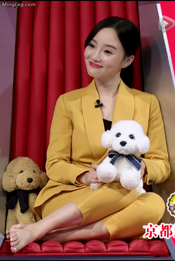 吐槽大会李小璐脱高跟鞋露脚更多镜头请看节目视频(38/41)