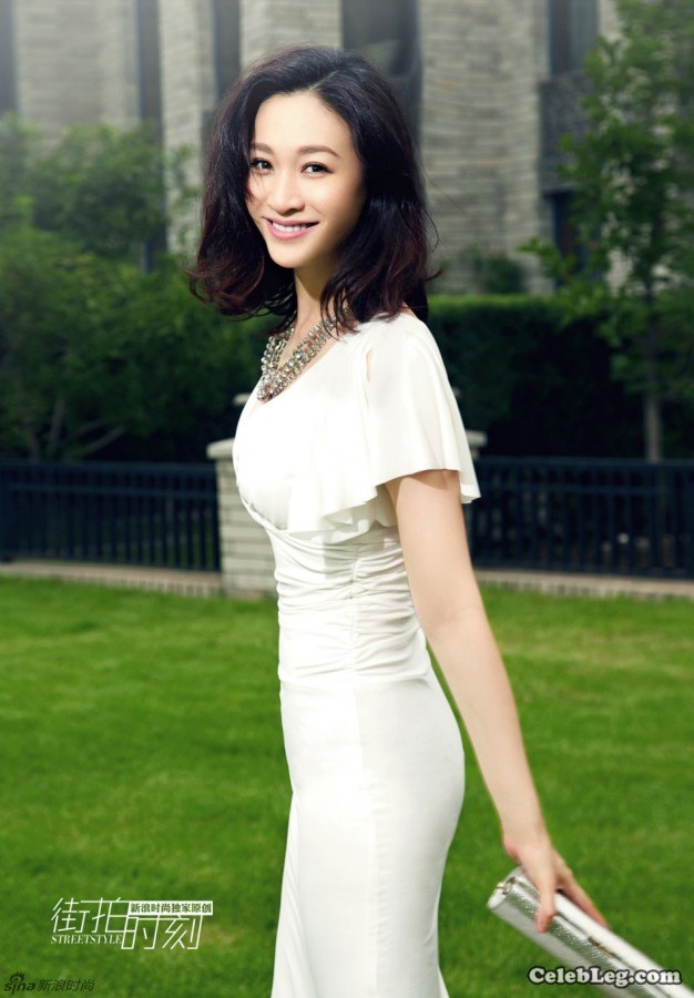 The cutouts in Li Xiaoran's beautiful legs photo album are too bold(6/17)