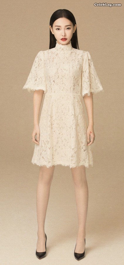 Tong Fei wears high heels for a photo shoot and has an aloof temperament(2/2)