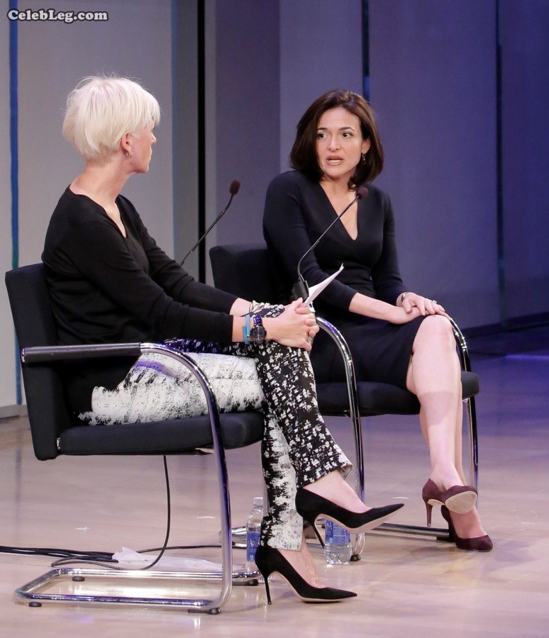 Facebook董事Sheryl Sandberg和主编Joanna Coles对话（第5张/共5张）