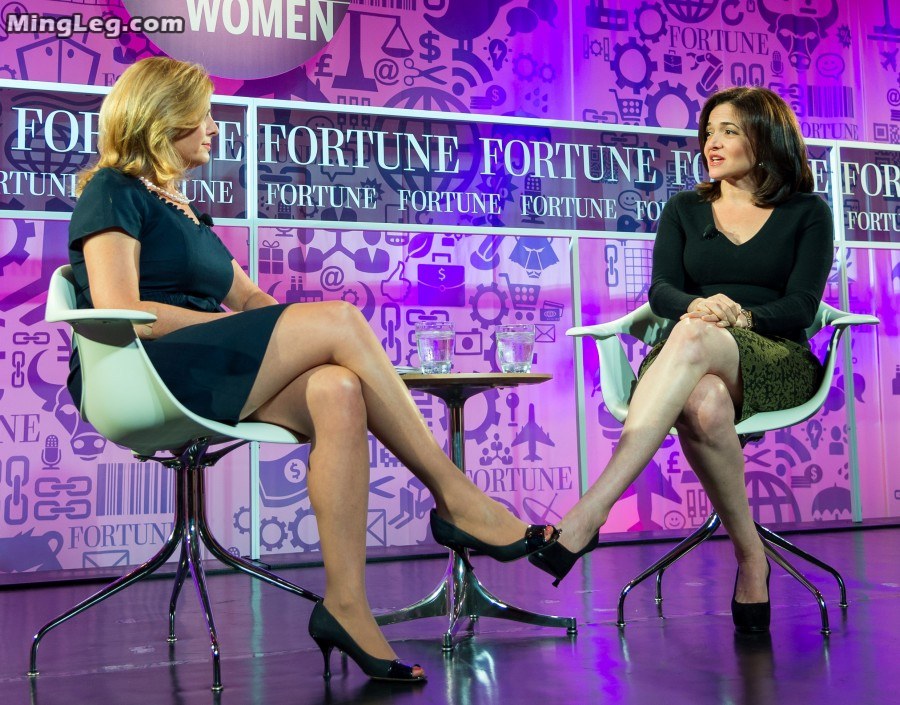 记者Nina Easton采访Facebook首席运营官Sheryl Sandberg(3/33)