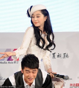 fanbingbing_gaogennvshangwei (6)