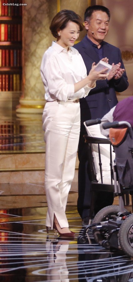 Who has the first high-definition picture of Jiang Shuying just to show off her legs in "The Long Reader"(13/15)