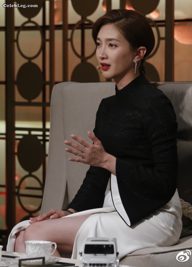 《朗读者》江疏影只为秀腿谁有第一张高清图(6/15)