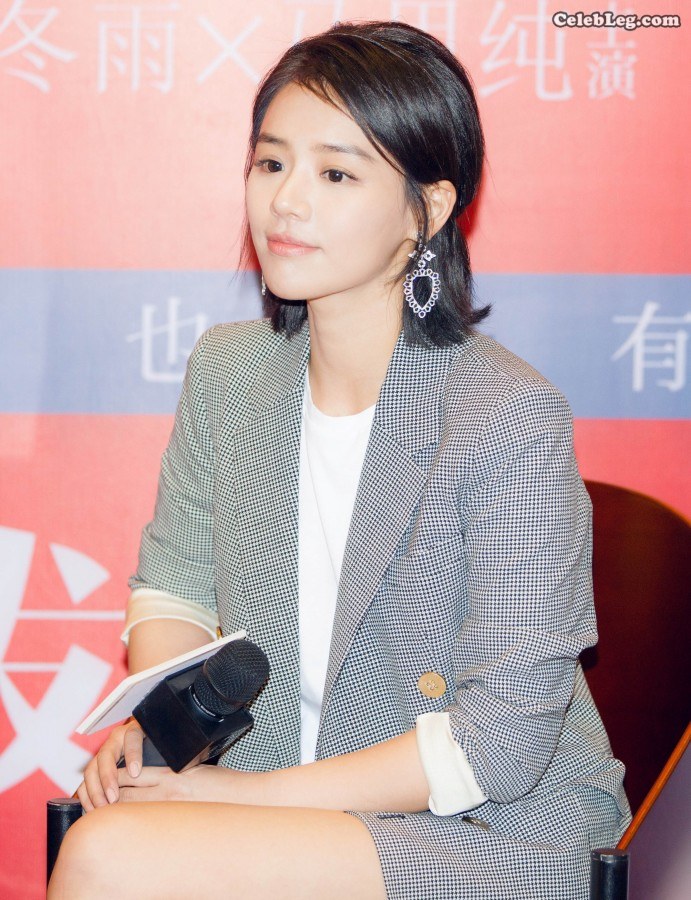 马思纯换上高跟凉鞋后可以再战(5/5)