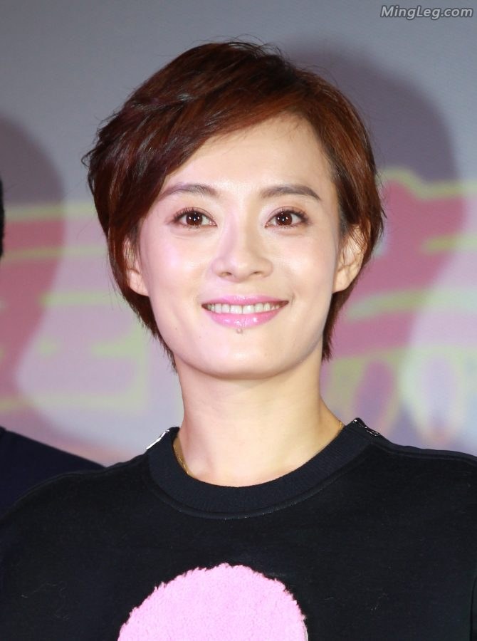 气质女星孙俪高抬腿上台豪气[已更新高清图片](12/14)