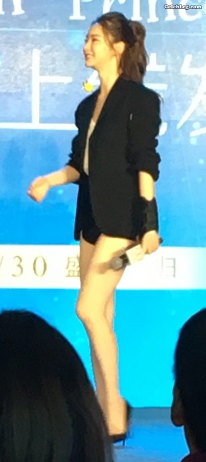 戚薇性感皮热裤这大白腿匀称修长观众们真是来着了(22/23)