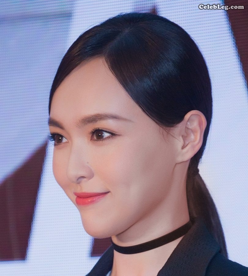 人间美味唐嫣的高跟玉足脚趾(5/5)