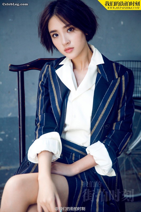 四川美女唐艺昕写真翘二郎腿有范儿(5/5)