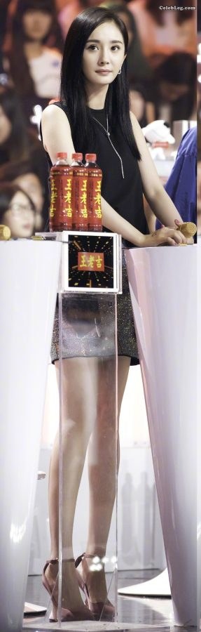 杨幂的腿属于老少皆宜男女通吃(8/11)