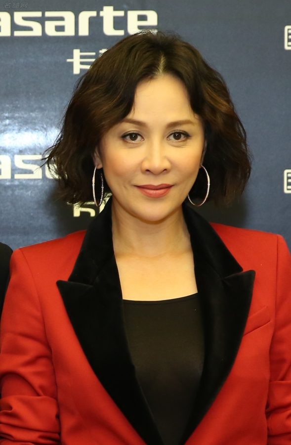 刘嘉玲性感细高跟鞋发上来不时要用，杨澜的肉丝也来助兴(55/58)