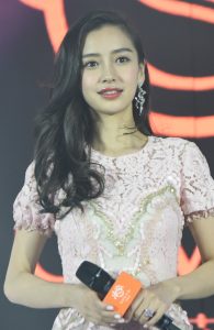 Angelababy婚后（已离异）的玉足感觉更美了