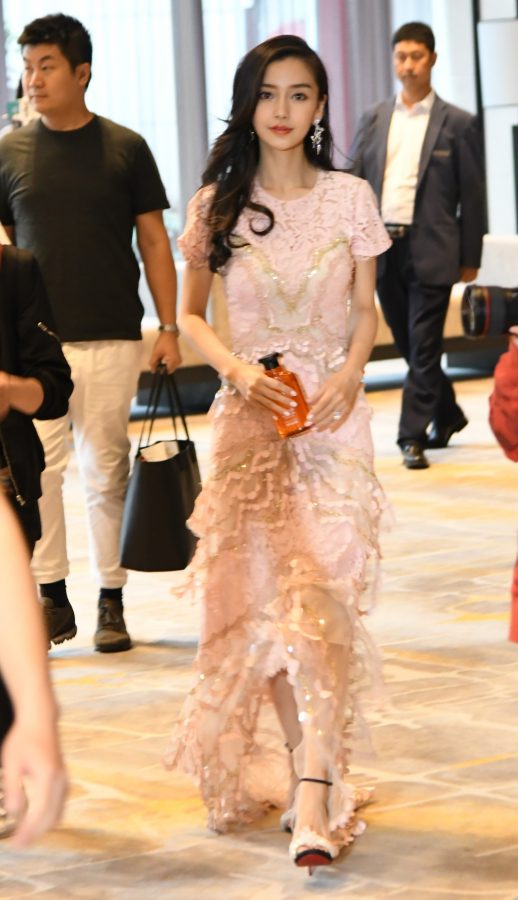 Angelababy婚后（已离异）的玉足感觉更美了(6/26)