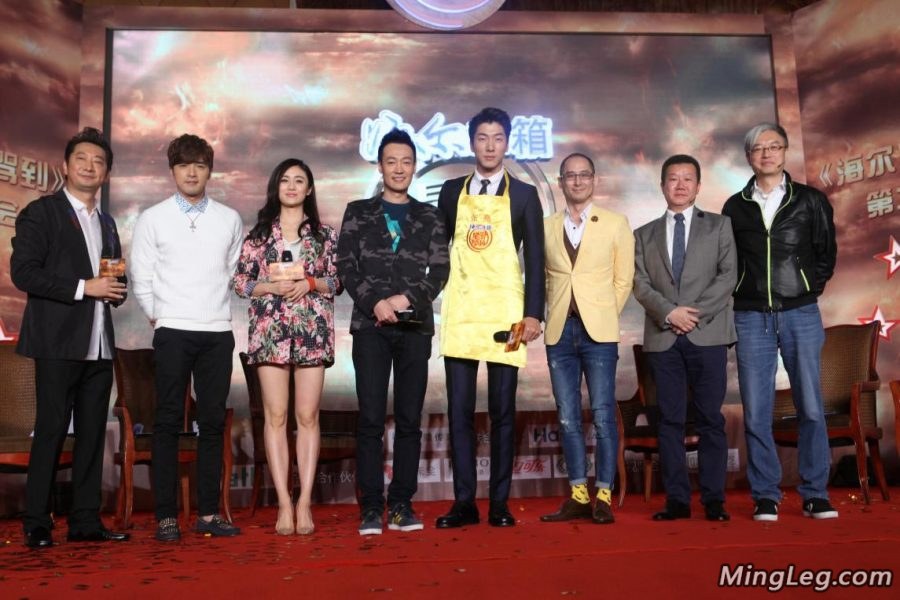 现场刘芸的整条性感大美腿(3/5)