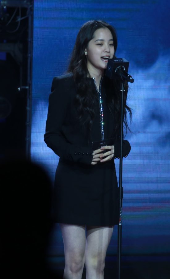欧阳娜娜有那么点女人味了(15/25)