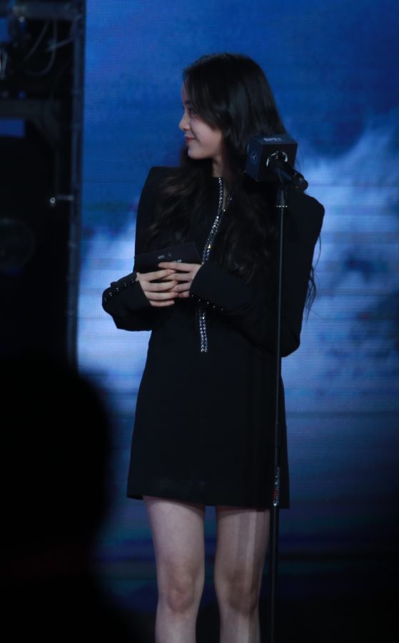 欧阳娜娜有那么点女人味了(20/25)