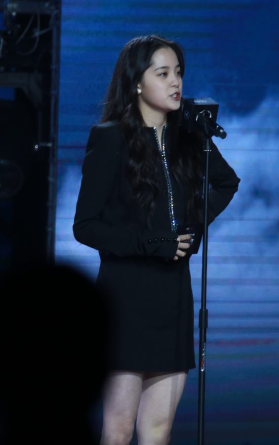 欧阳娜娜有那么点女人味了(16/25)