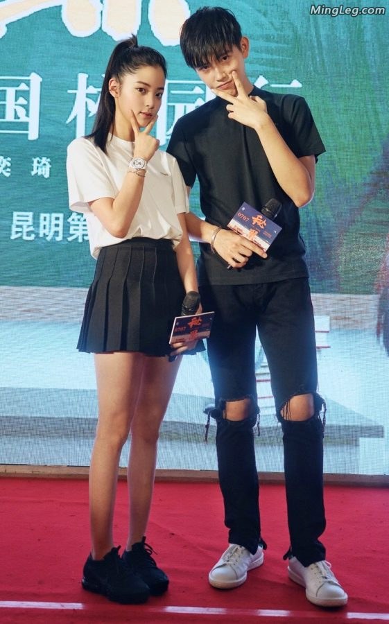 这是要去哪欧阳娜娜车内秀腿(3/3)