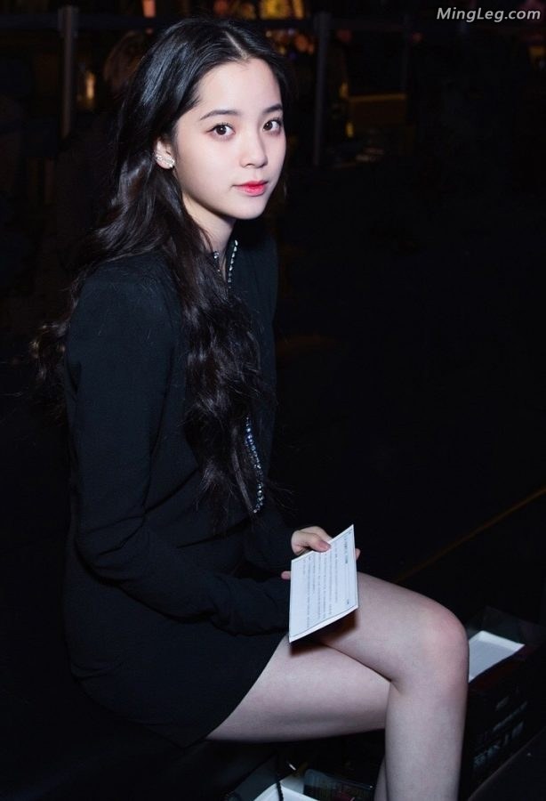 欧阳娜娜有那么点女人味了(3/4)