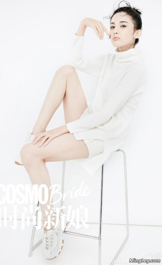 新疆美女明星古力娜扎魅惑写真(1/3)
