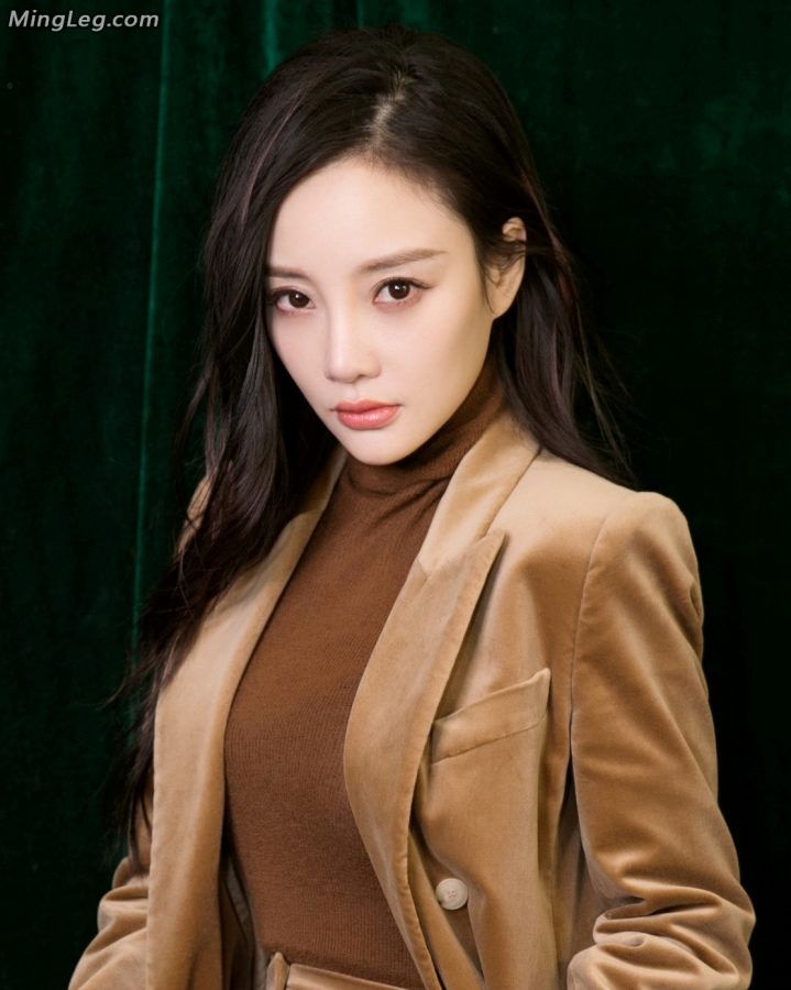 李小璐光看她的脸都能交(11/18)