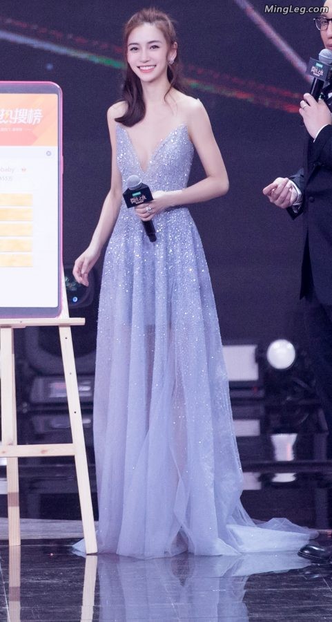 女神Angelababy玉乳美足小明不行了我们上(16/20)