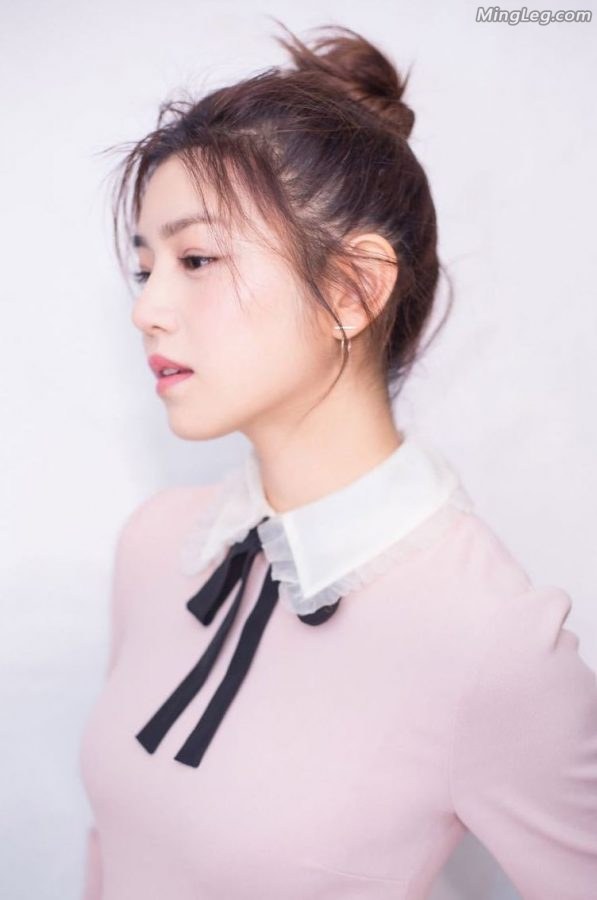 小龙女陈妍希美腿高跟写真(5/6)