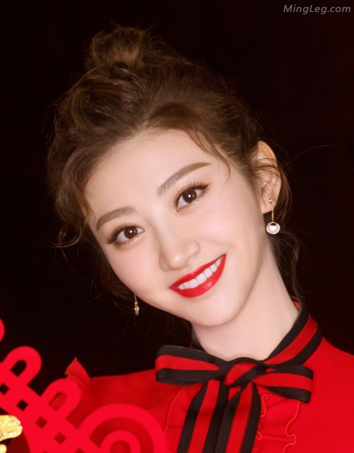  Jiang Shuying and Jing Tian will be with you during the Chinese New Year(21/21)