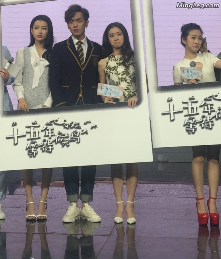 Liu Meihan, Zhang Xueying, and Sun Yi wore ultra-thin high heels to play football(17/23)