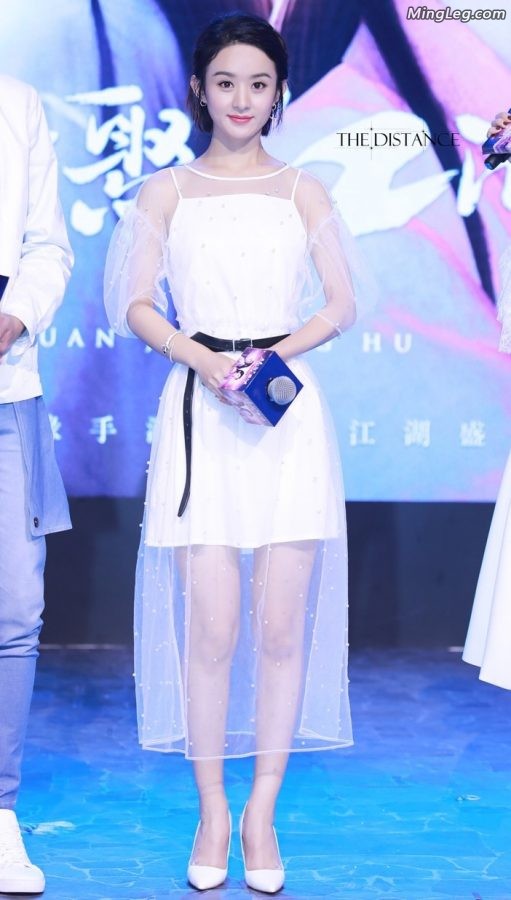 Zhao Liying's milky white high heels with red soles(8/12)