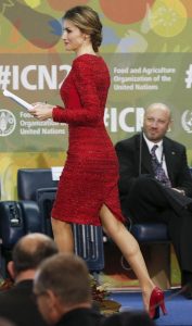 西班牙王后Letizia Ortiz高跟腿