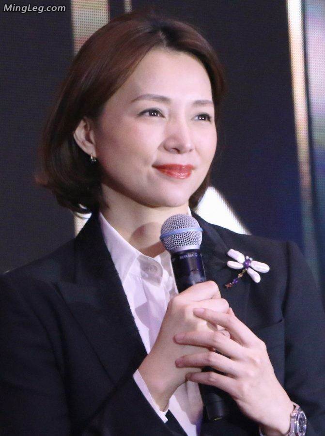 董卿宝宝红毯细高跟美脚背(9/16)