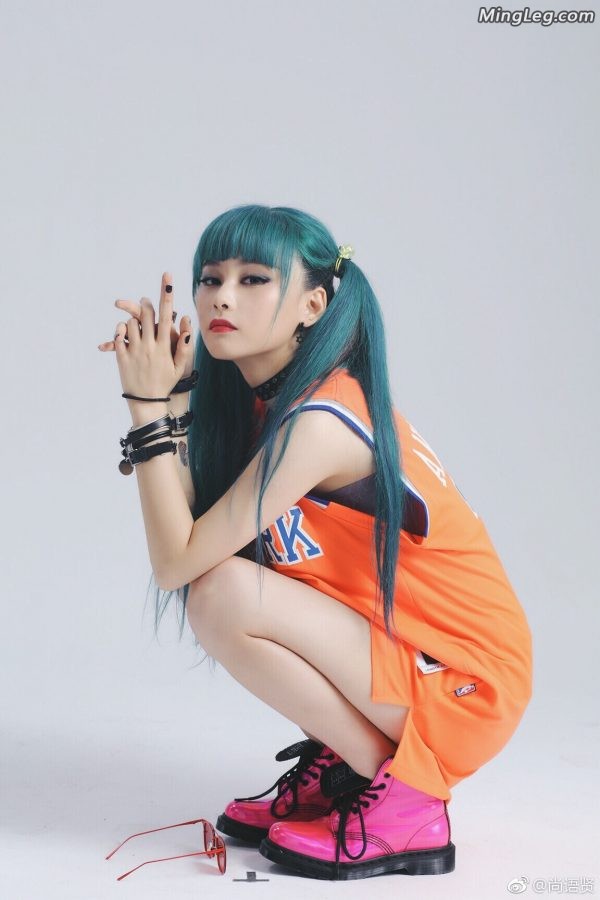 尚语贤篮球服白腿(1/6)
