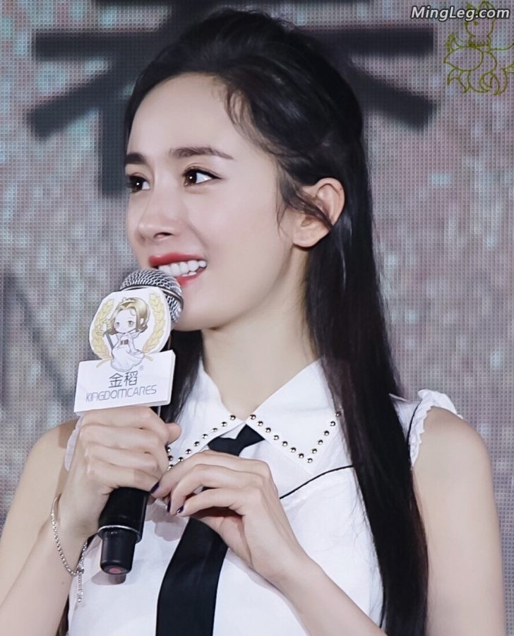 女星杨幂玉足美腿感受到没有(10/10)