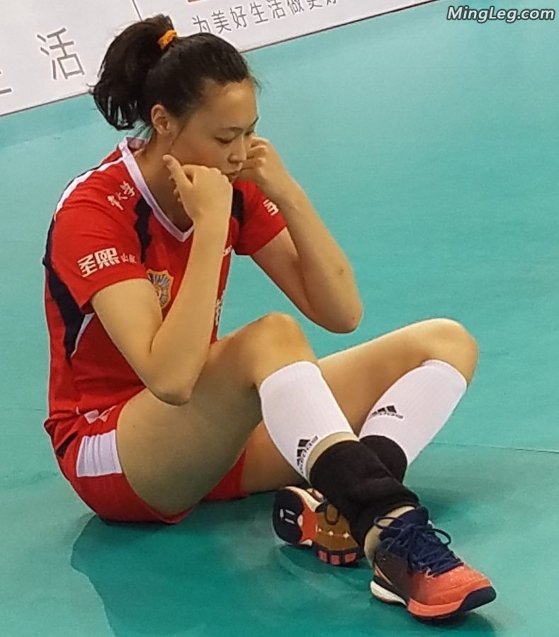 女排运动员惠若琪腿长胳膊长(3/6)