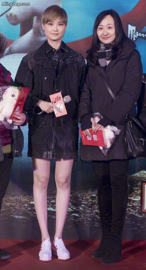 Li Yuchun uses white legs to promote Monster Hunting(8/8)