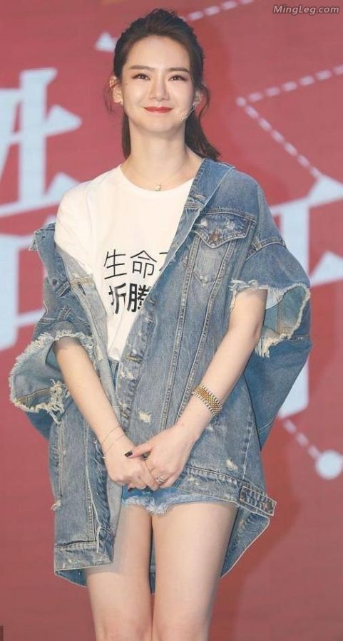 得罪摄影师系列戚薇大粗腿(2/5)