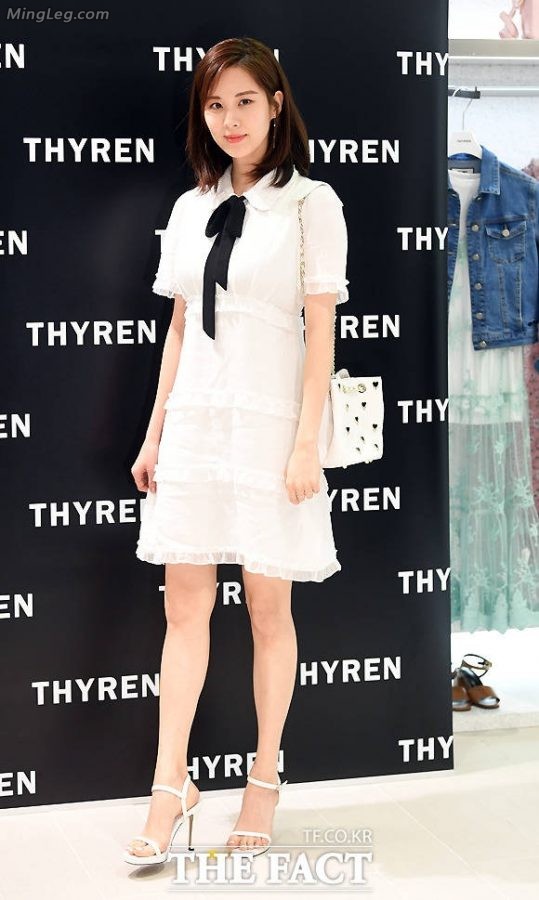 韩国美女徐贤高跟鞋玉腿白净清纯(17/19)